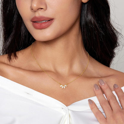 Diamond Necklaces for Women, Dainty Gold Necklace 18K Gold Plated Layered Necklaces Simple Gold CZ Diamond Pendant Necklaces for Women Trendy Jewelry Gifts for Girls